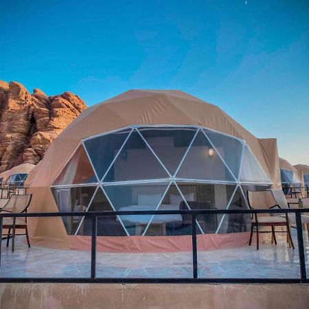 Appartamento Sun Luxury Camp &Tour Wadi Rum Esterno foto