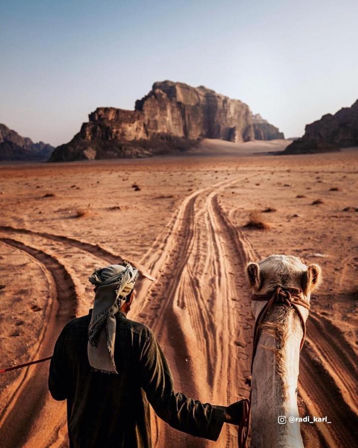 Appartamento Sun Luxury Camp &Tour Wadi Rum Esterno foto