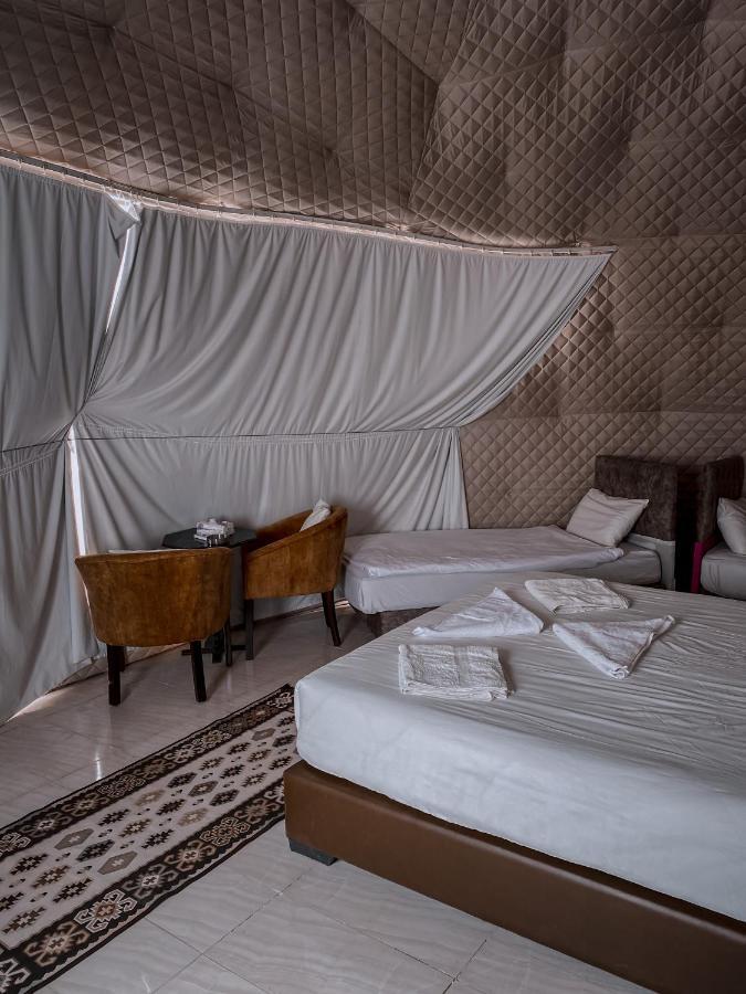 Appartamento Sun Luxury Camp &Tour Wadi Rum Esterno foto