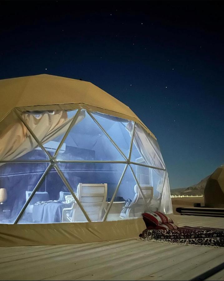Appartamento Sun Luxury Camp &Tour Wadi Rum Esterno foto