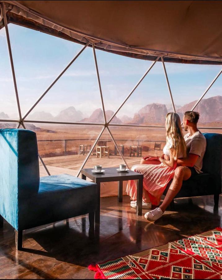 Appartamento Sun Luxury Camp &Tour Wadi Rum Esterno foto