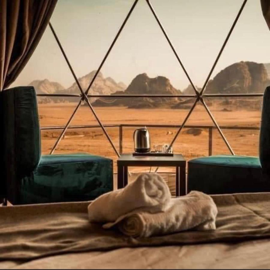 Appartamento Sun Luxury Camp &Tour Wadi Rum Esterno foto