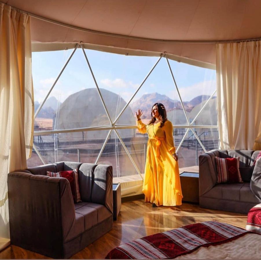 Appartamento Sun Luxury Camp &Tour Wadi Rum Esterno foto